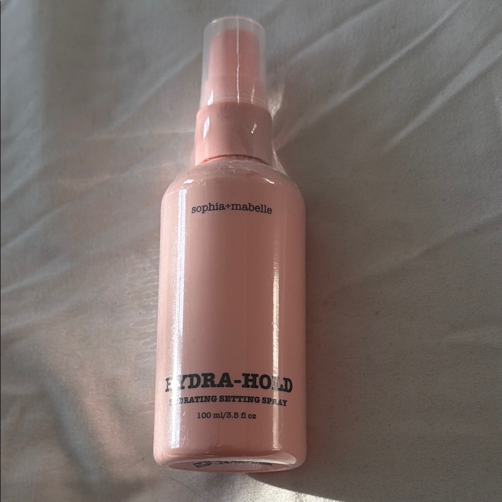 Sophia + Mabelle Hydra-Hold Hydrating Setting Spray